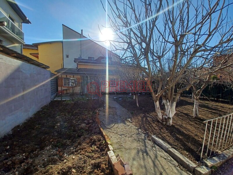 Brancoveanu, Martisor, POT 45%, teren 330 mp,