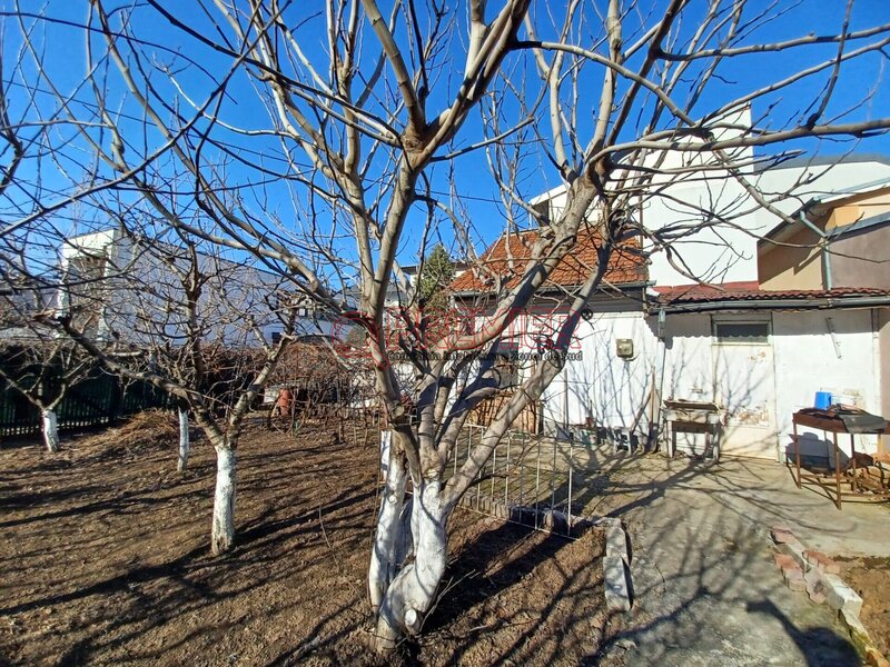 Brancoveanu, Martisor, POT 45%, teren 330 mp,