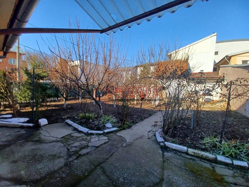 Brancoveanu, Martisor, POT 45%, teren 330 mp,